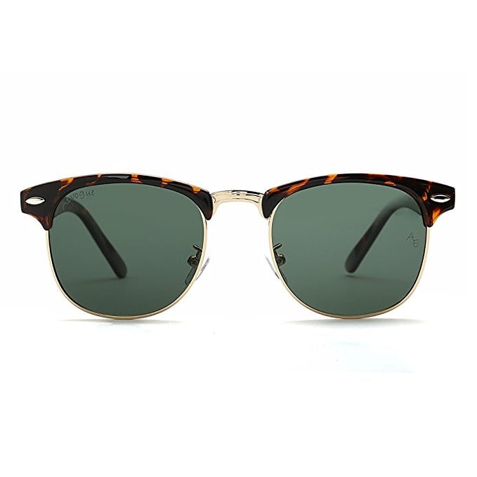 Accessory Of The Week AEVOGUE Sunglasses & Herschel Peacoat Floria Hat