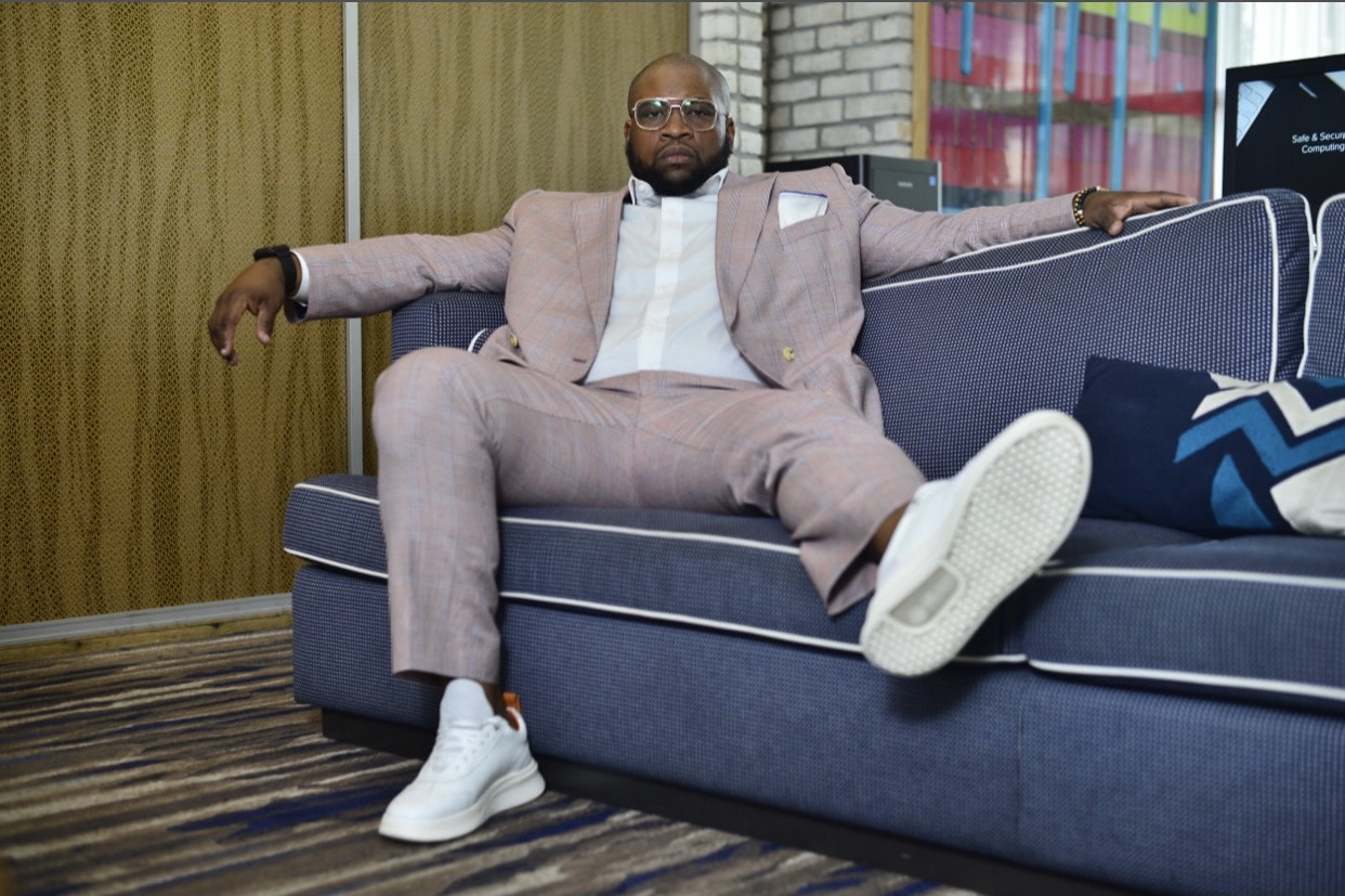 XL Featured Tribesmen Of The Week Nelvern Samuel 11 XL Featured Tribesmen Of The Week Nelvern Samuel